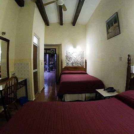 Hotel El Carmen, Morelia Extérieur photo