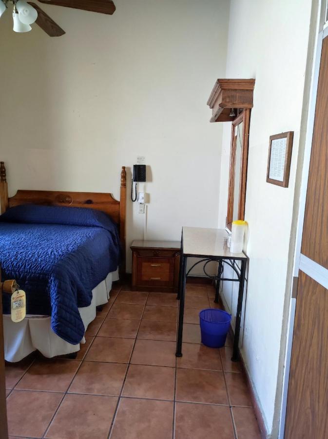 Hotel El Carmen, Morelia Extérieur photo
