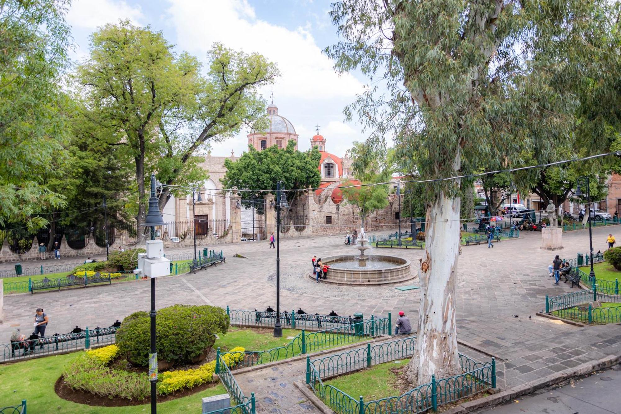 Hotel El Carmen, Morelia Extérieur photo