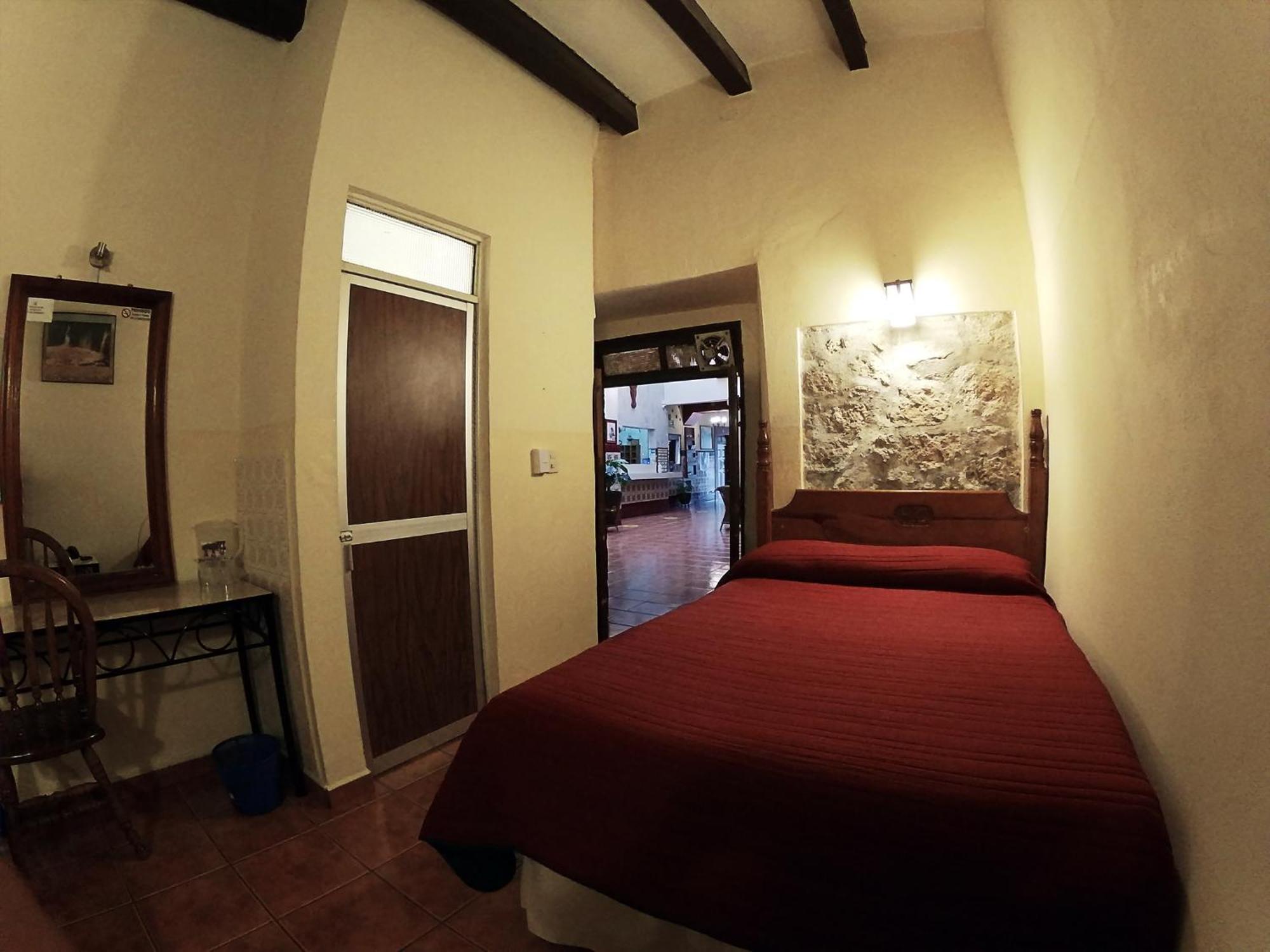 Hotel El Carmen, Morelia Extérieur photo